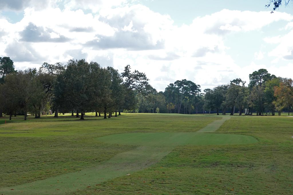 4th Hole at Memorial Park Golf Course (490 Yard Par 4)